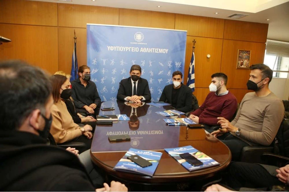 Συνάντηση Λ. Αυγενάκη με τους Συνδέσμους αθλητών και νέο ραντεβού ενόψει της Υπουργικής Απόφασης για την εκπροσώπησή τους στα ΔΣ ομοσπονδιών runbeat.gr 